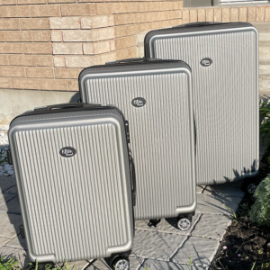 24”-Check-in size luggage ( missing one wheel have few scratch)